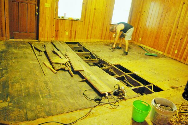 Subfloor Demolition in Grove City